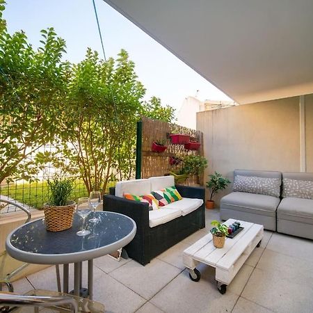Fully Equipped Apartment With Terrace Sleeps 4 มาร์กเซย ภายนอก รูปภาพ